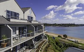 Blue Pacific Apartments